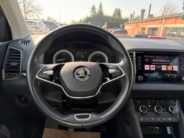 SKODA Karoq (2022) — foto 9 van 10