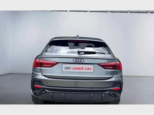Audi Q3 Sportback (2023) — foto 32 van 37