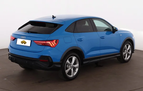 Audi Q3 Sportback (2020) — foto 22 van 26
