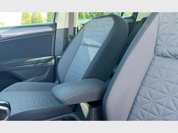 Volkswagen Tiguan (2022) — foto 13 van 29
