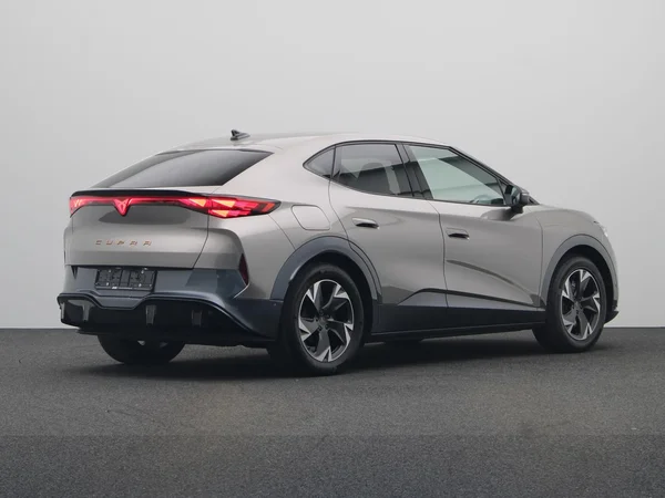 CUPRA Tavascan (2024) — foto 12 van 20