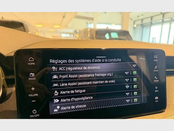 SKODA Scala (2026) — foto 8 van 23