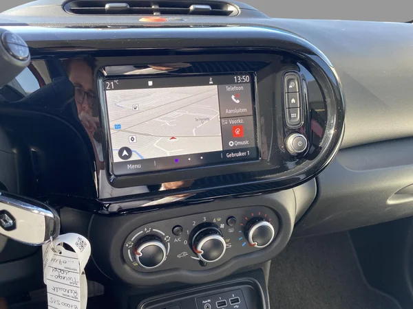 Renault Twingo (2021) — foto 21 van 21