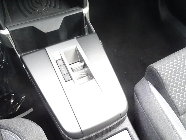 Opel Frontera (2025) — foto 14 van 24
