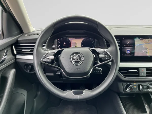 SKODA Scala (2023) — foto 21 van 21