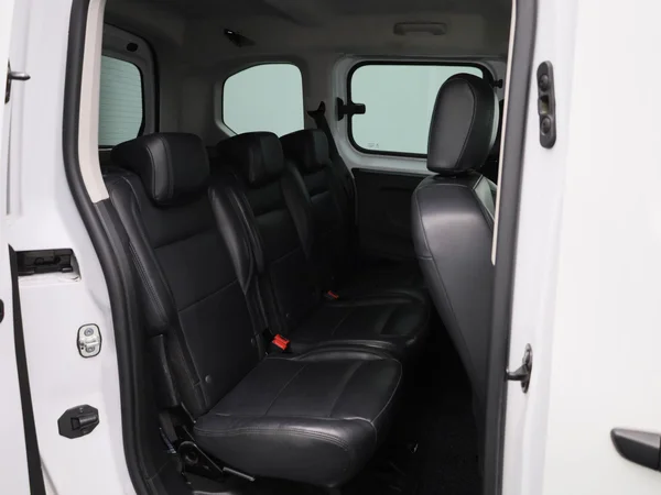 Opel Combo Life (2022) — foto 19 van 35
