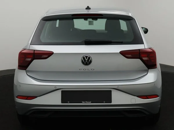 VOLKSWAGEN Polo (2023) — foto 28 van 28