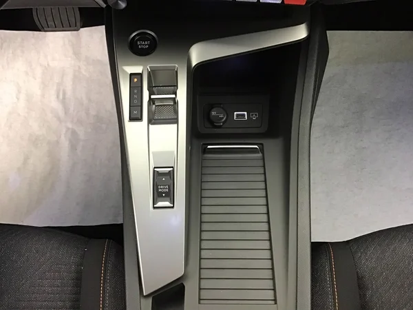 Peugeot 308 (2026) — foto 11 van 24