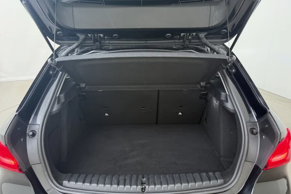 BMW 1 Hatch (F40) (2021) — foto 25 van 29