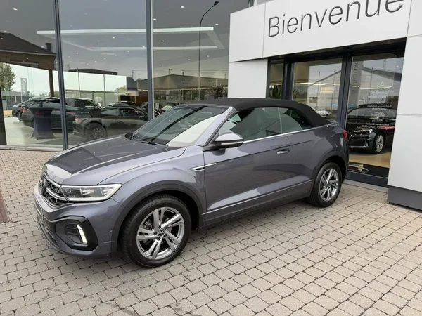 Volkswagen T-Roc (2023) — foto 16 van 26