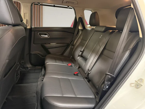 Nissan X-Trail (2025) — foto 18 van 30