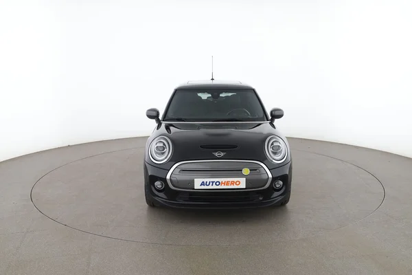 MINI Mini (2021) — foto 18 van 18