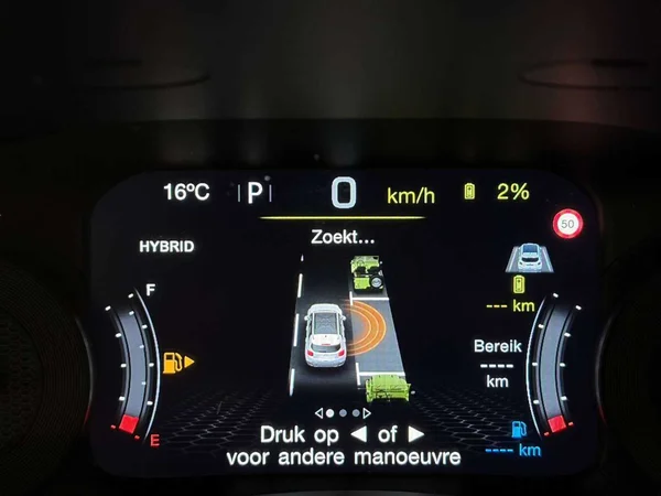 Jeep Renegade (2023) — foto 16 van 23