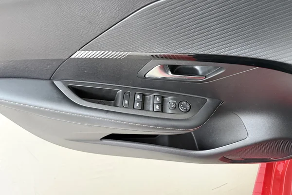 Peugeot 208 (2024) — foto 8 van 22