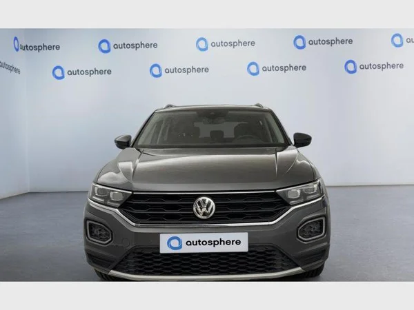 Volkswagen T-Roc (2018) — foto 8 van 15