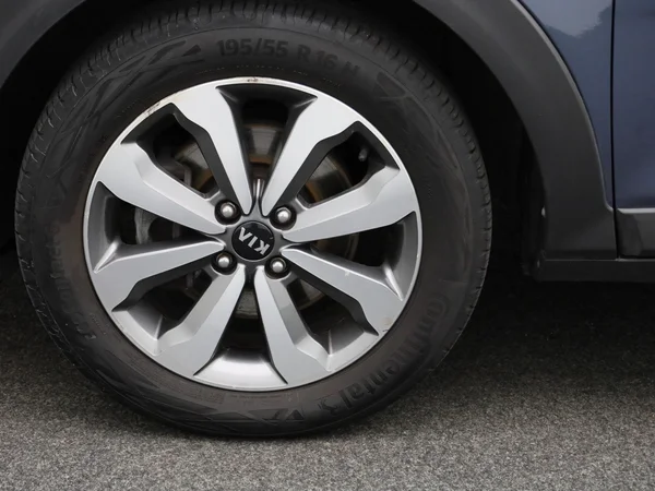 Kia Stonic (2021) — foto 4 van 35
