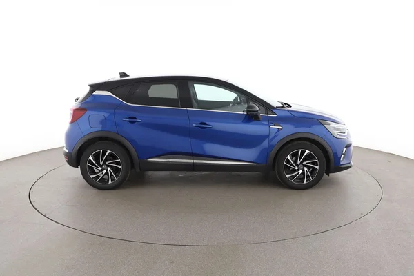 Renault Captur (2020) — foto 13 van 16