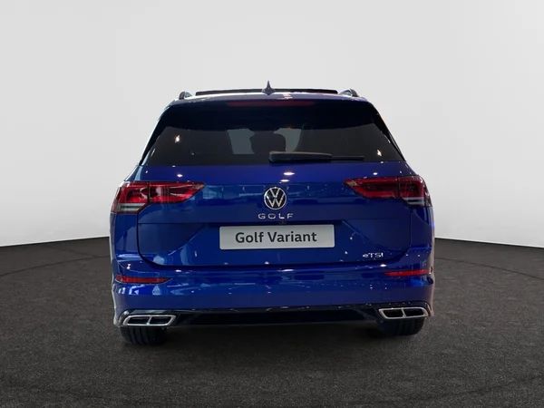 VOLKSWAGEN Golf VIII SW (2024) — foto 12 van 15