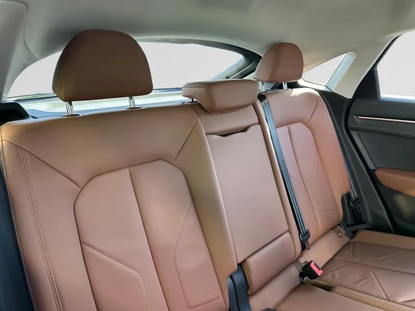 AUDI Q3 Sportback (2020) — foto 39 van 43
