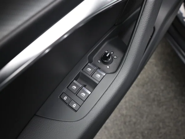 AUDI A6 Avant (2023) — foto 15 van 25
