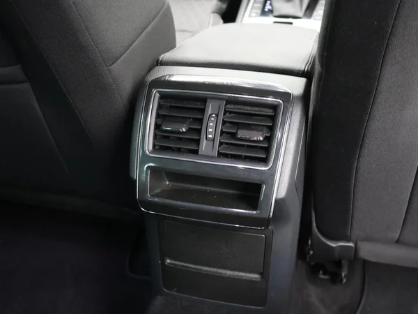 SKODA Superb Combi (2024) — foto 3 van 29