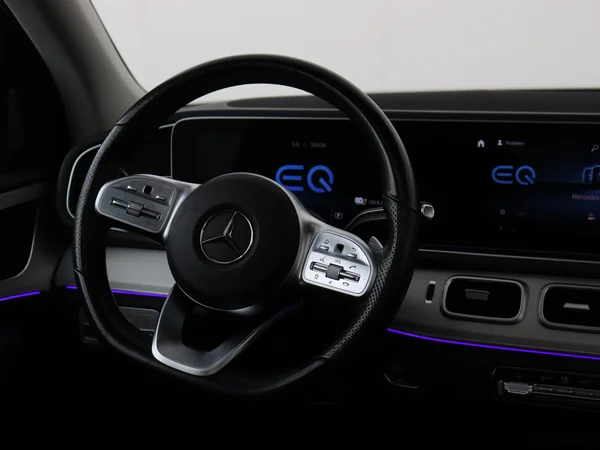 MERCEDES GLE 350 (2021) — foto 14 van 33
