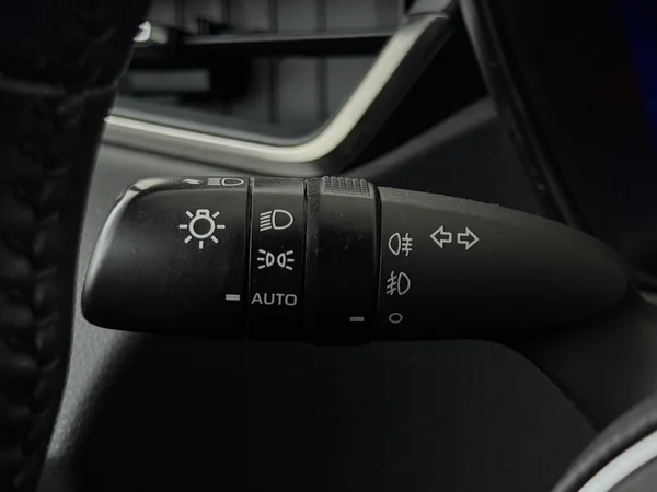 TOYOTA Corolla (2022) — foto 16 van 27
