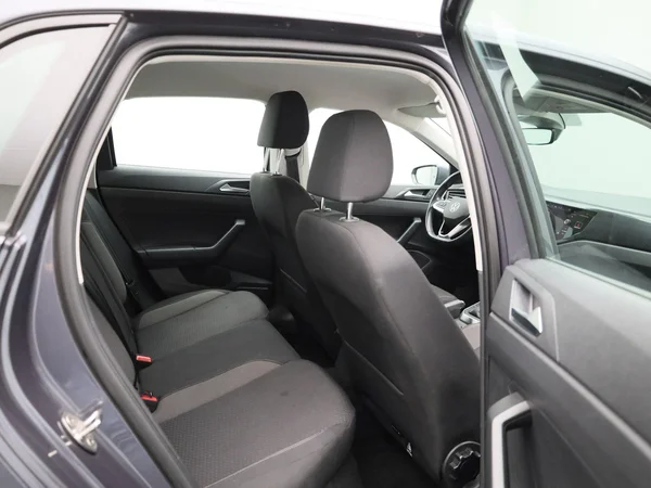 Volkswagen Polo (2023) — foto 27 van 38