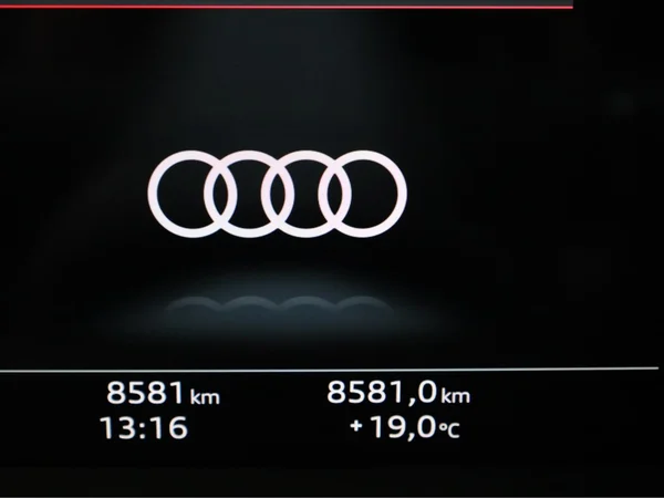 AUDI A3 Sportback (2025) — foto 9 van 21
