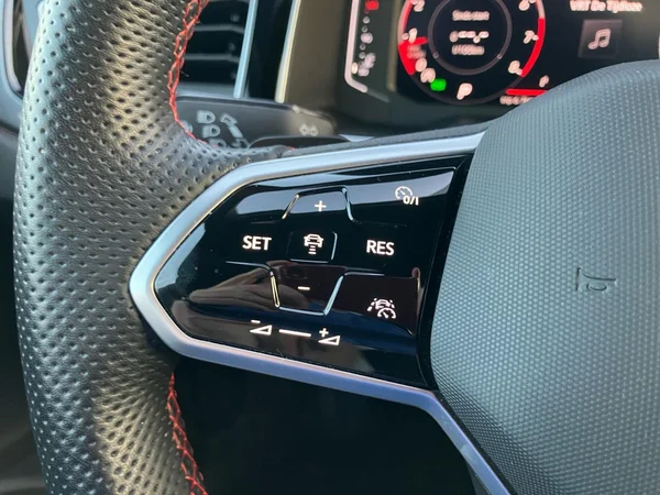 VOLKSWAGEN Polo GTI (2023) — foto 18 van 25
