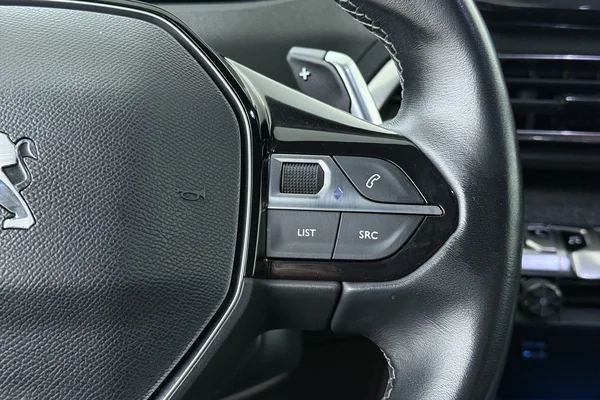Peugeot 3008 PHEV (2023) — foto 6 van 19