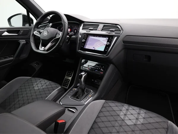 VOLKSWAGEN Tiguan eHybrid (PHEV) (2022) — foto 16 van 22