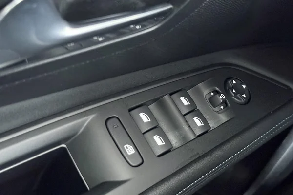 Peugeot 3008 (2024) — foto 2 van 28