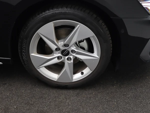 AUDI A3 Sportback (2024) — foto 3 van 23
