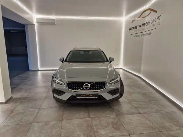 Volvo V60 (2024) — foto 9 van 16