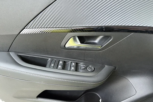 Peugeot 208 (2025) — foto 8 van 16