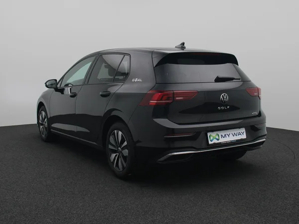 VOLKSWAGEN Golf VIII (2025) — foto 11 van 19