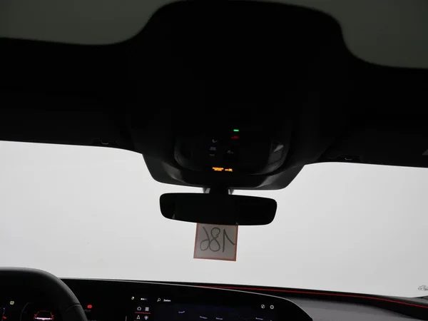 Audi A6 Sportback e-tron (2025) — foto 27 van 37
