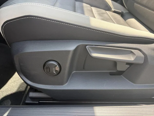 VOLKSWAGEN T-Roc Cabriolet (2022) — foto 8 van 22