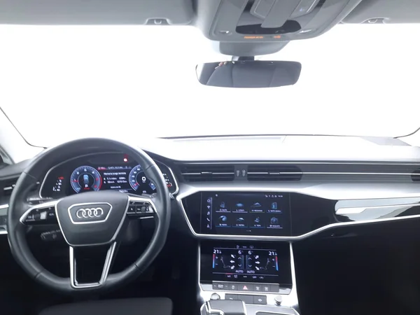 Audi A6 SW (2023) — foto 4 van 24