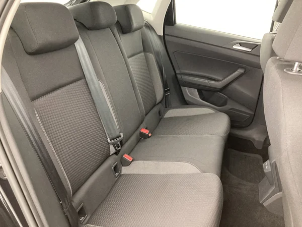 VOLKSWAGEN Polo (2024) — foto 30 van 36