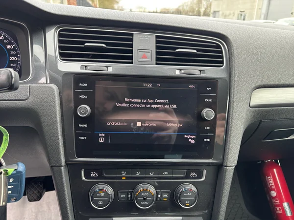 VOLKSWAGEN Golf VII (2017) — foto 7 van 21