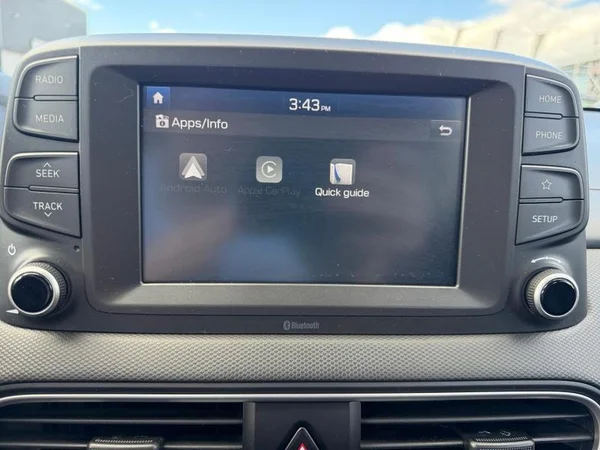 HYUNDAI Kona (2018) — foto 10 van 31