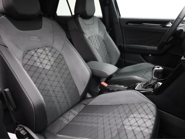 VOLKSWAGEN T-Roc (2025) — foto 16 van 21