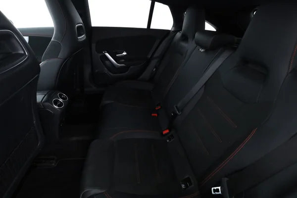 Mercedes-Benz CLA-Klasse (2020) — foto 5 van 16