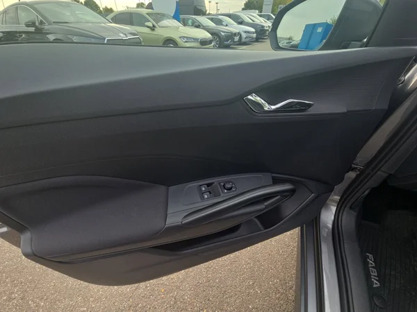 SKODA Fabia (2025) — foto 5 van 24