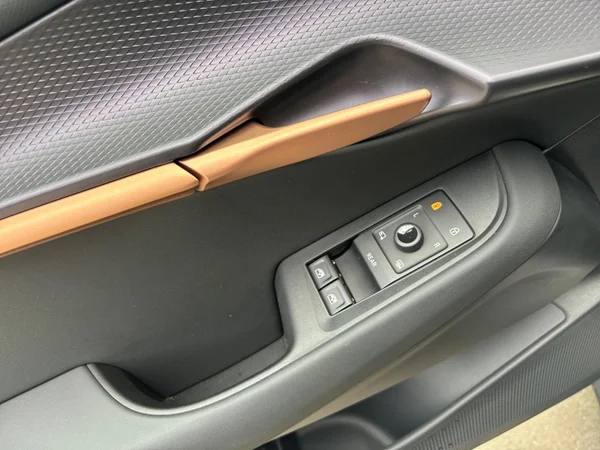 CUPRA Tavascan (2026) — foto 7 van 24