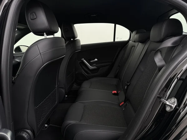 MERCEDES A 160 (2020) — foto 5 van 27