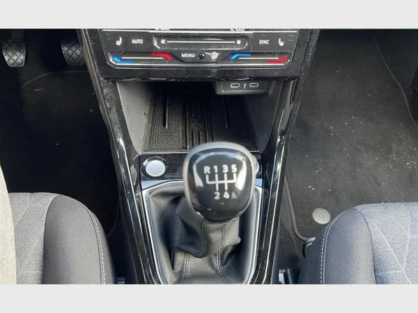 Volkswagen T-Cross (2026) — foto 17 van 24