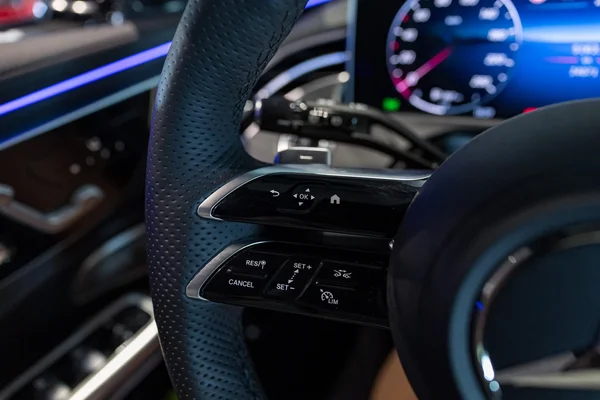 Mercedes-Benz E-Klasse (2024) — foto 26 van 46